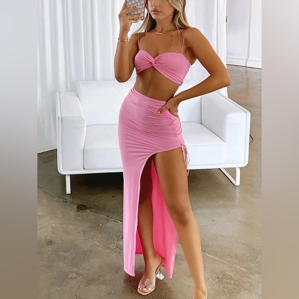 Baby Pink Skirt & Top - 2 Piece - Summer Vacation Beach set - Picture 1 of 11